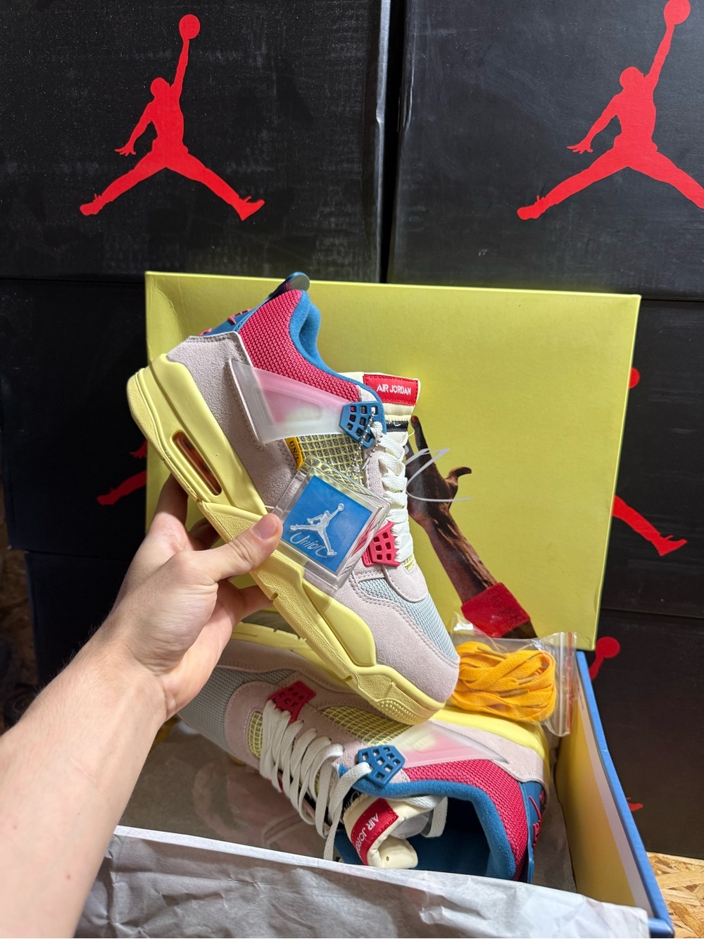 Air Jordan 4 Retro UNLA ‘Guava Ice’